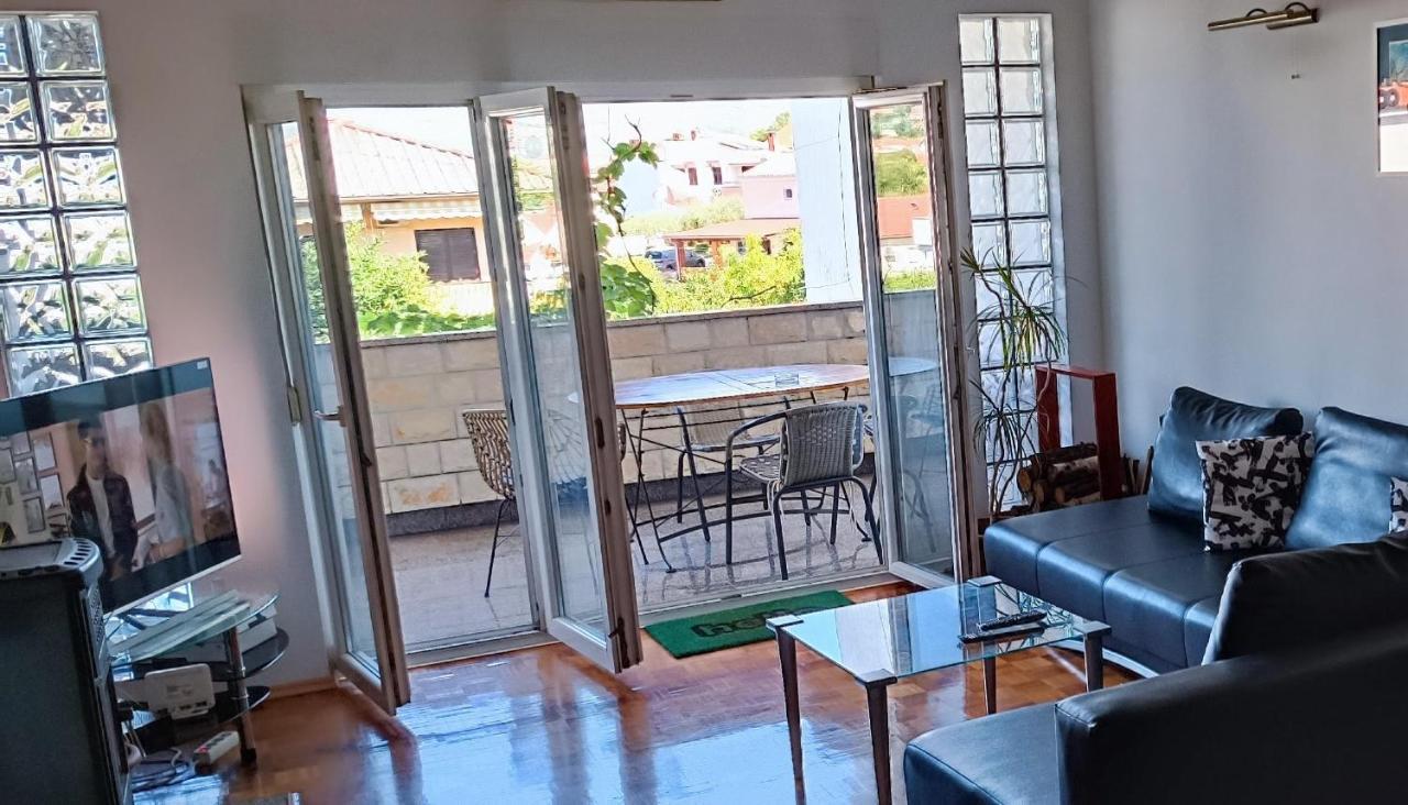 Apartment Tin Krk Town Exterior foto