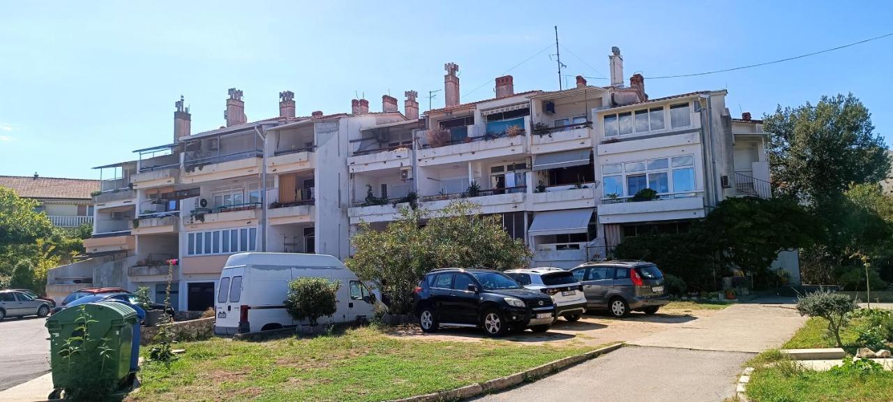 Apartment Tin Krk Town Exterior foto